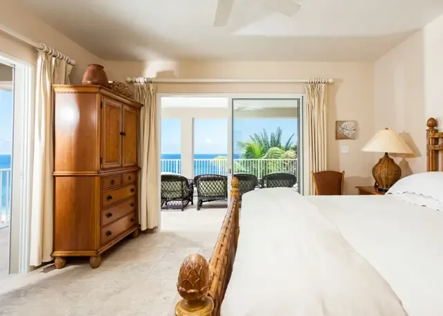 Bougainvillea bedroom